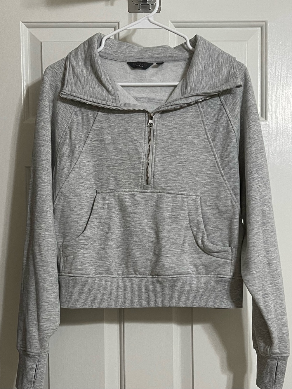 Danskin Light Gray Cropped Quarter-Zip Pullover